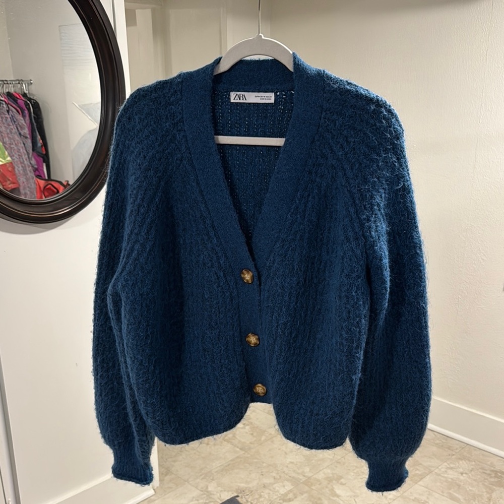 Zara Women's Deep Blue Cardigan with Buttons